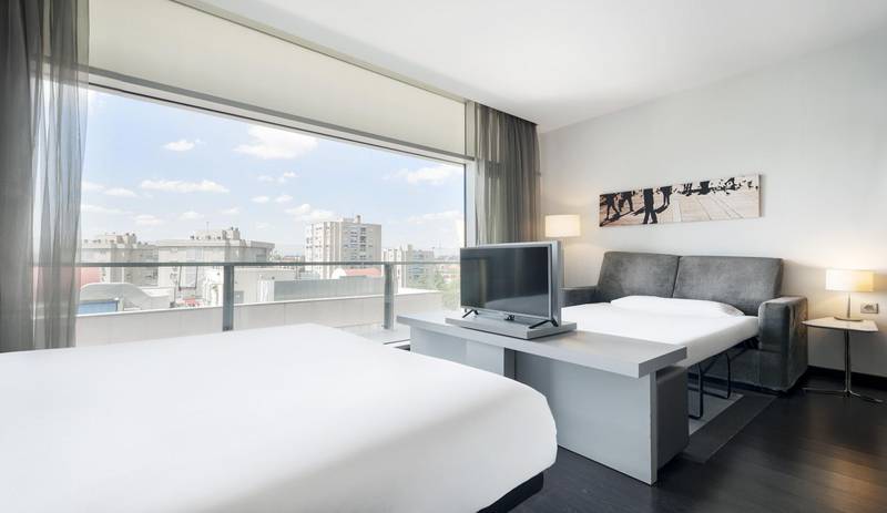 Habitación familiar Hotel ILUNION Atrium Madrid