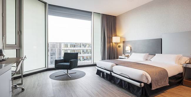 suites de hotel ILUNION Atrium suites hotel arturo soria