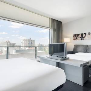 Habitación familiar Hotel ILUNION Atrium Madrid