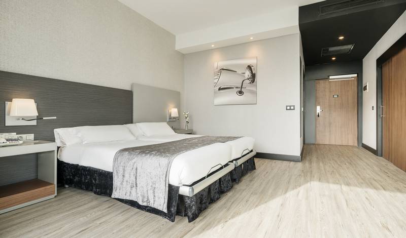 Habitación accesible Hotel ILUNION Atrium Madrid