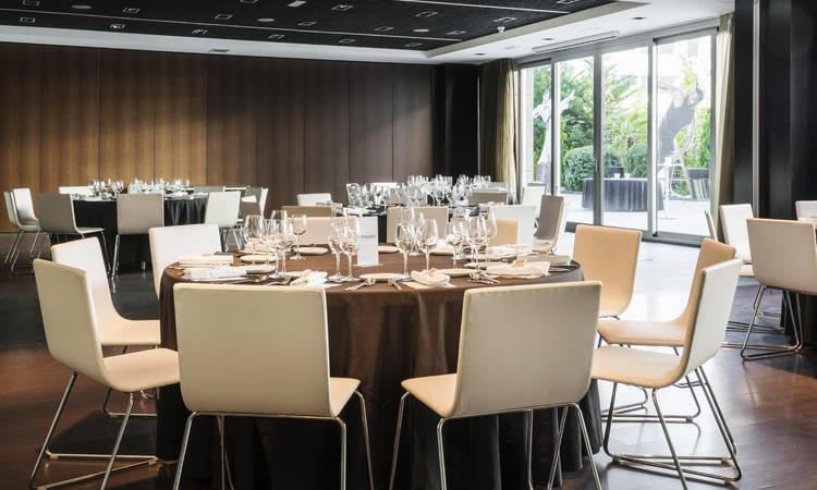 Salón Exposiciones Hotel Ilunion Atrium Madrid Salón Exposiciones Hotel Ilunion Atrium Madrid